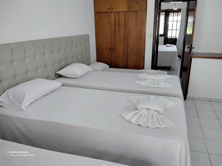 Duplex 2 Suites Taperapuan 200 mts da praia com churrasqueir
